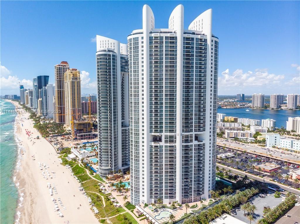 TRUMP ROYALE CONDO - Residential