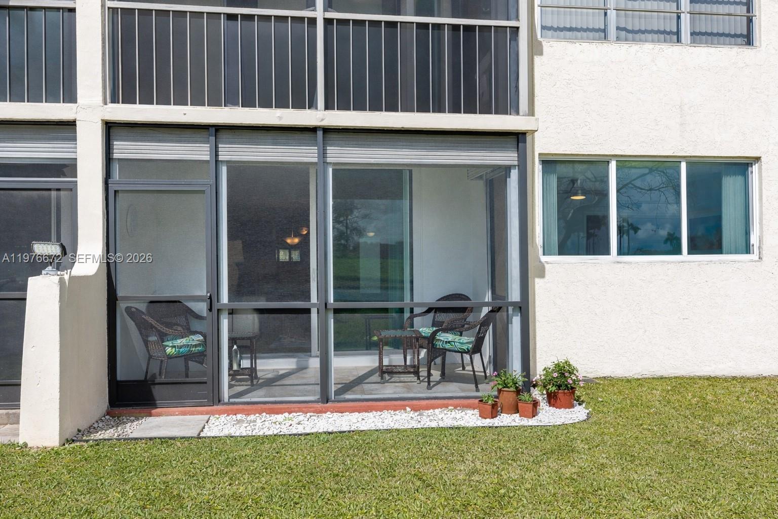 HOLLYBROOK GOLF AND - Residential