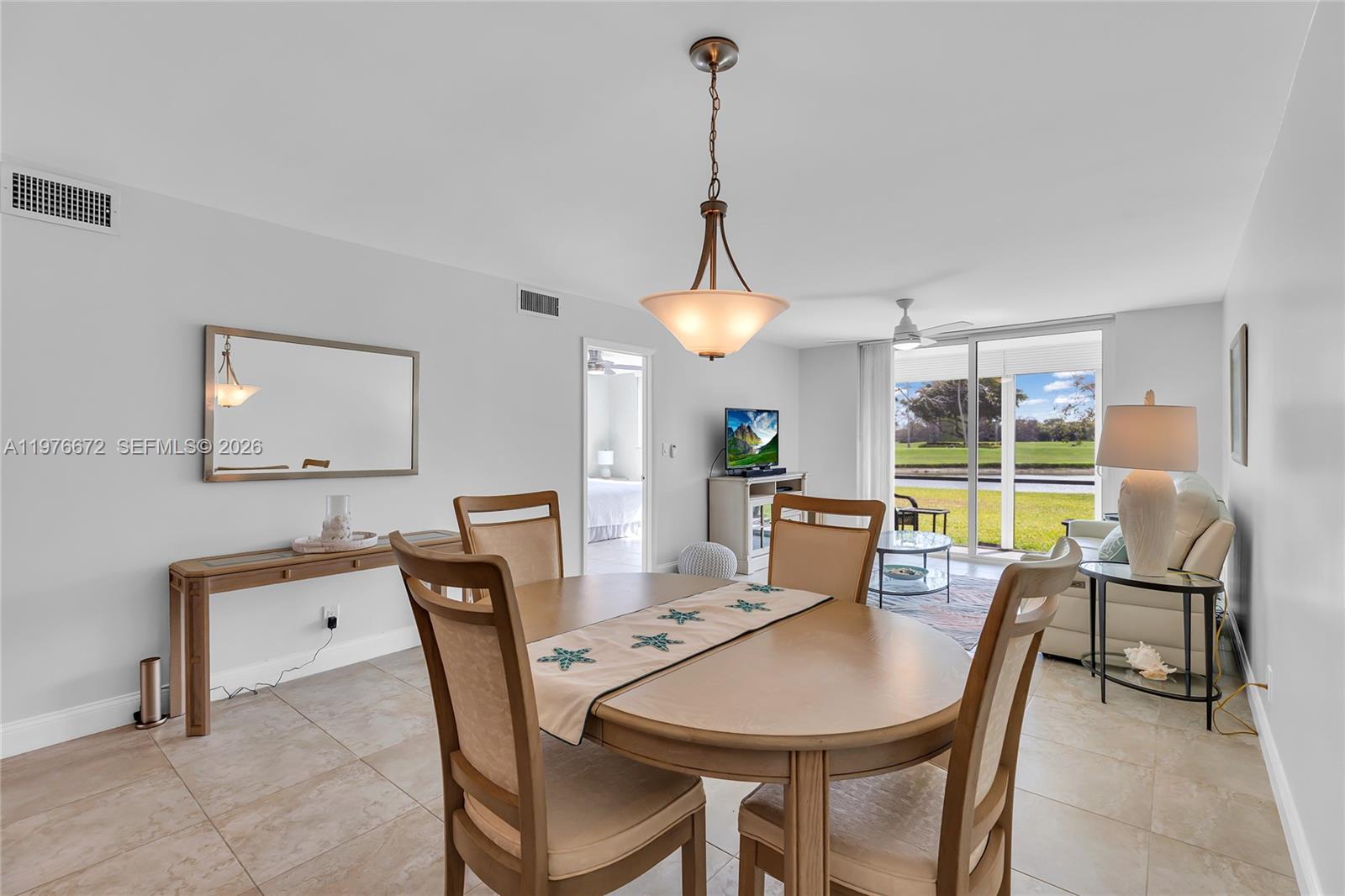 HOLLYBROOK GOLF AND - Residential