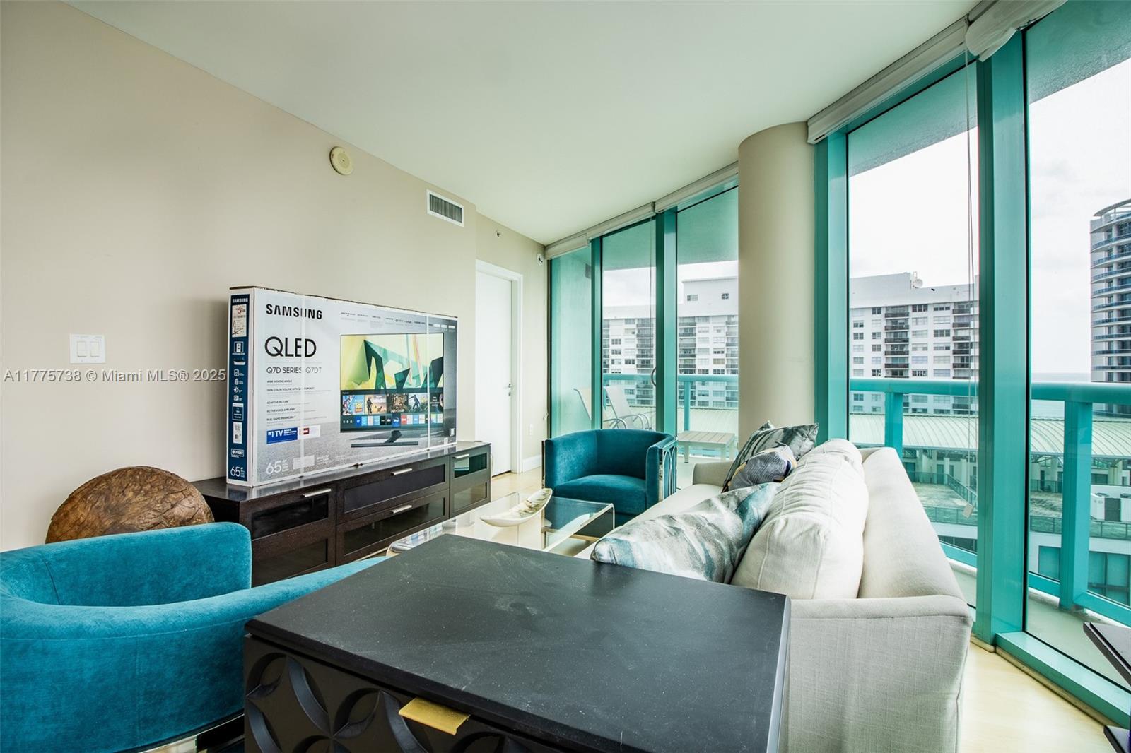 6000 INDIAN CREEK CONDO - Residential