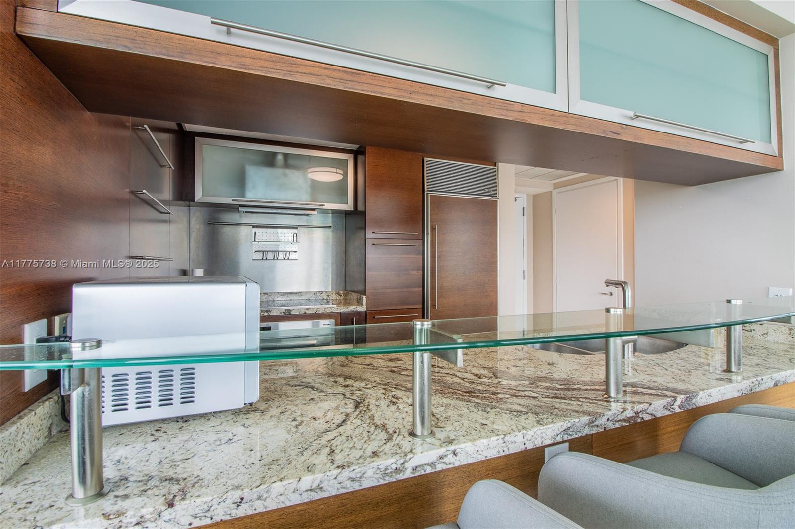 6000 INDIAN CREEK CONDO - Residential