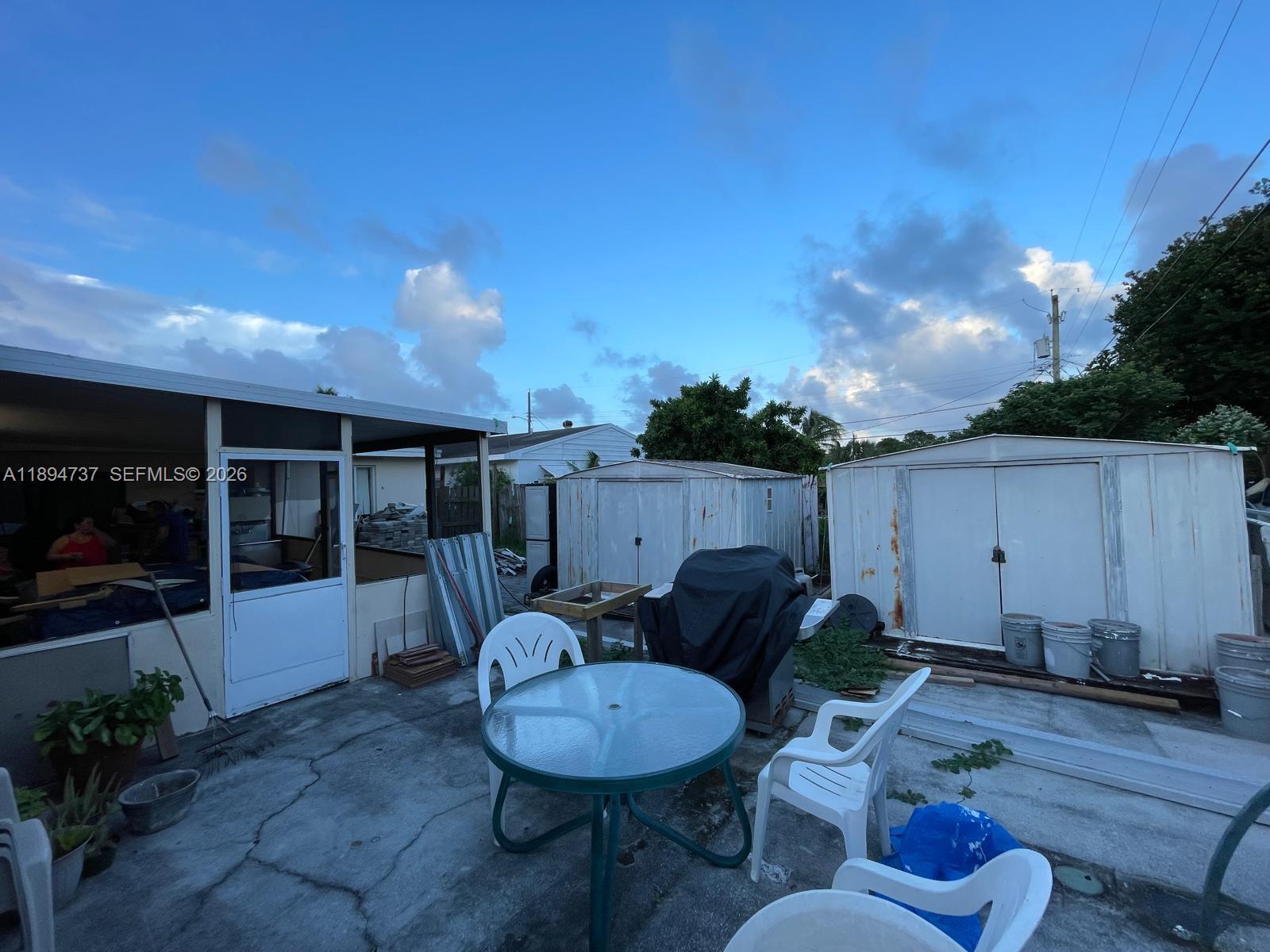 HILLCREST AT L W - Residential