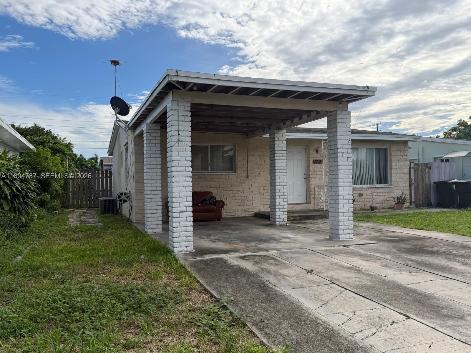 HILLCREST AT L W - Residential