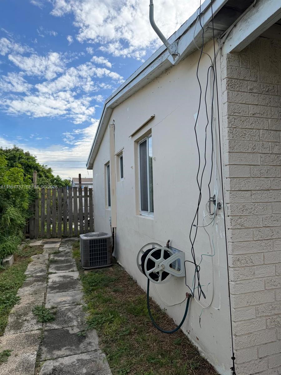 HILLCREST AT L W - Residential