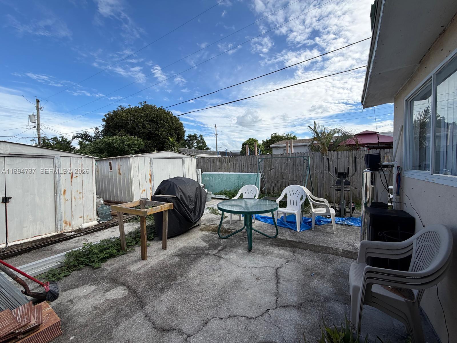 HILLCREST AT L W - Residential