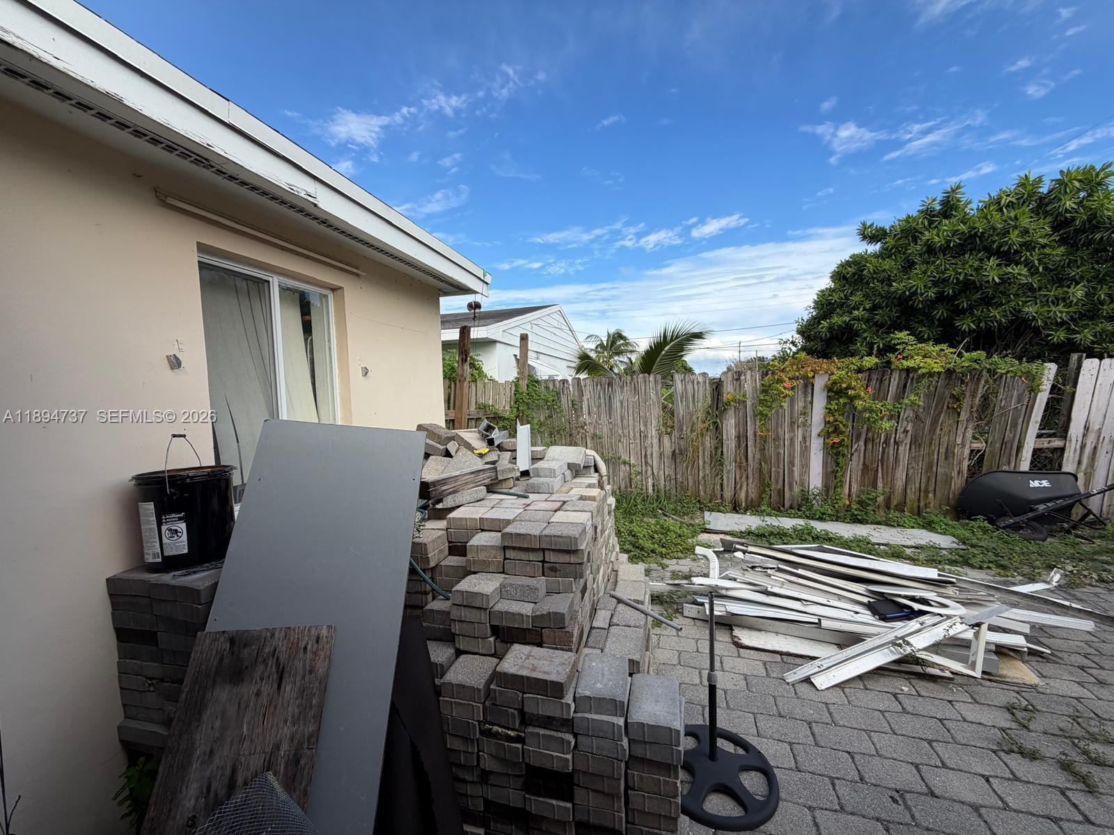 HILLCREST AT L W - Residential