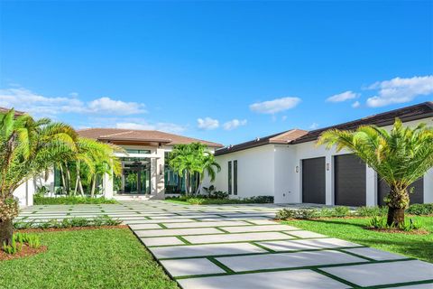 A home in Pinecrest