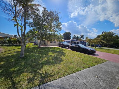 1232 NE 181st St North Miami Beach FL 33162