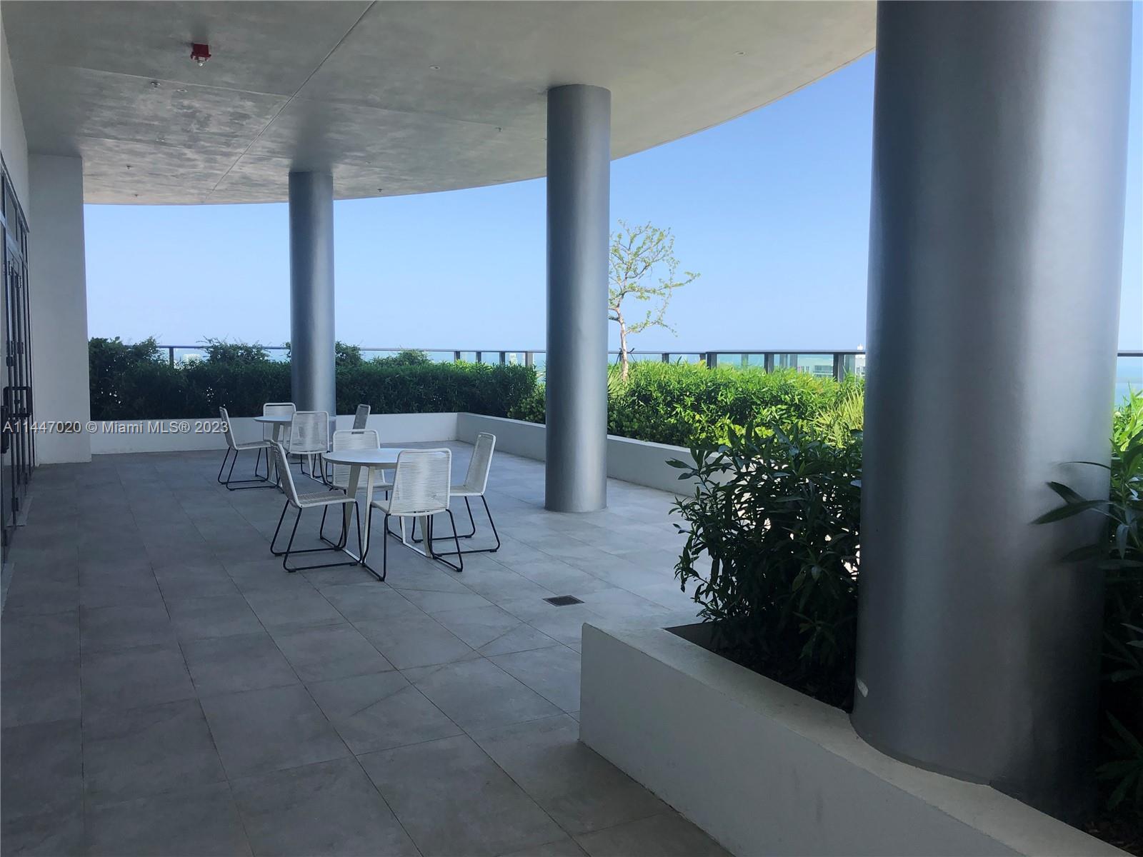 CANVAS CONDO - Residential Lease