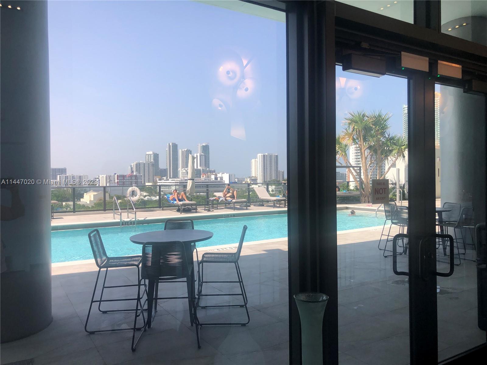 CANVAS CONDO - Residential Lease