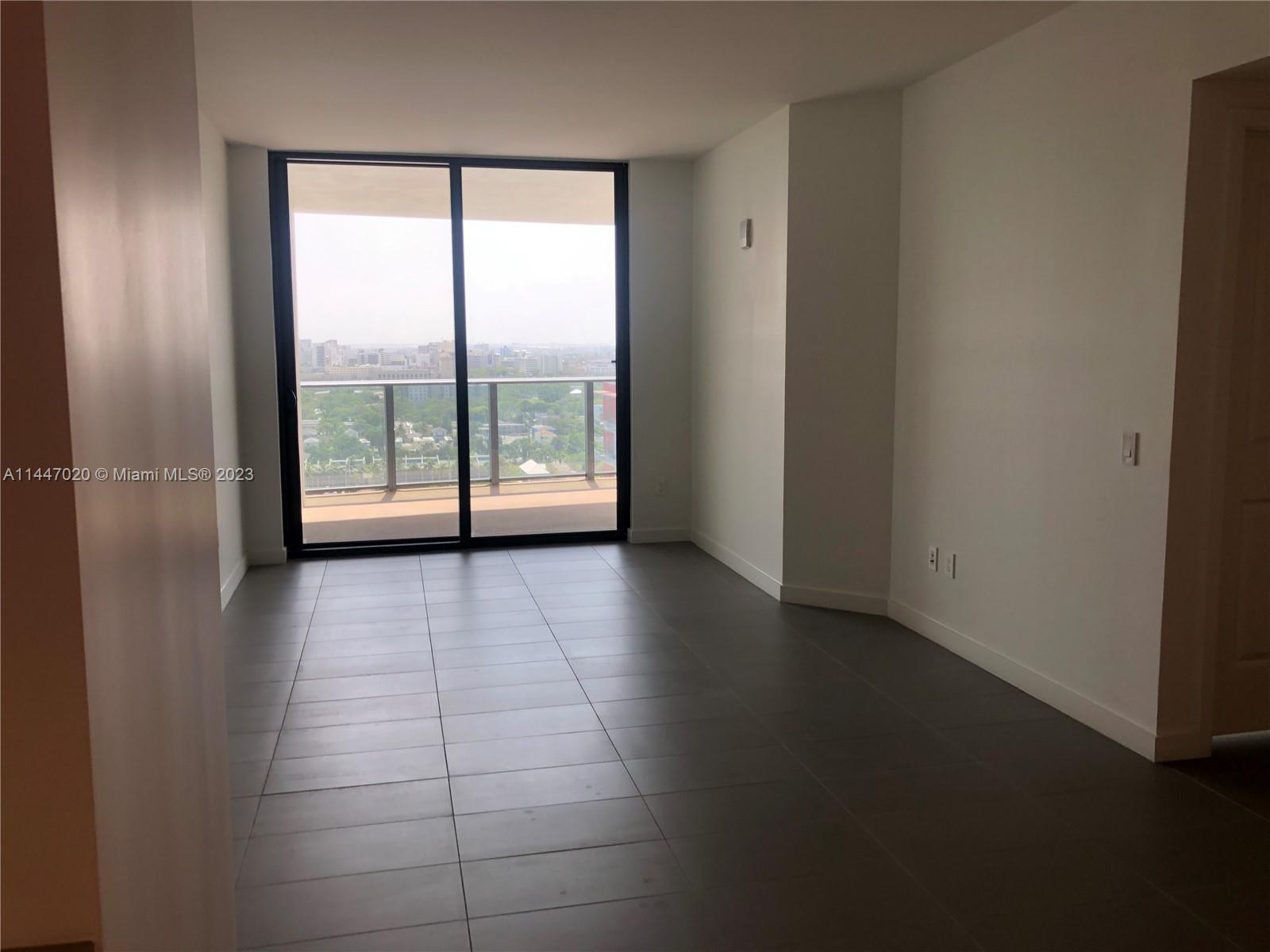 CANVAS CONDO - Residential Lease