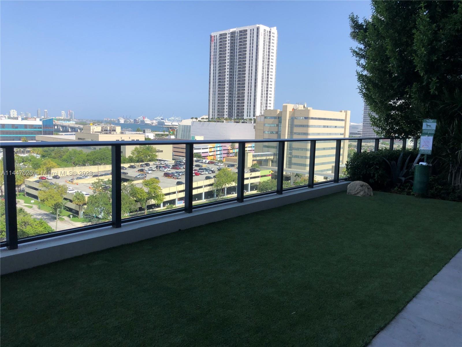 CANVAS CONDO - Residential Lease