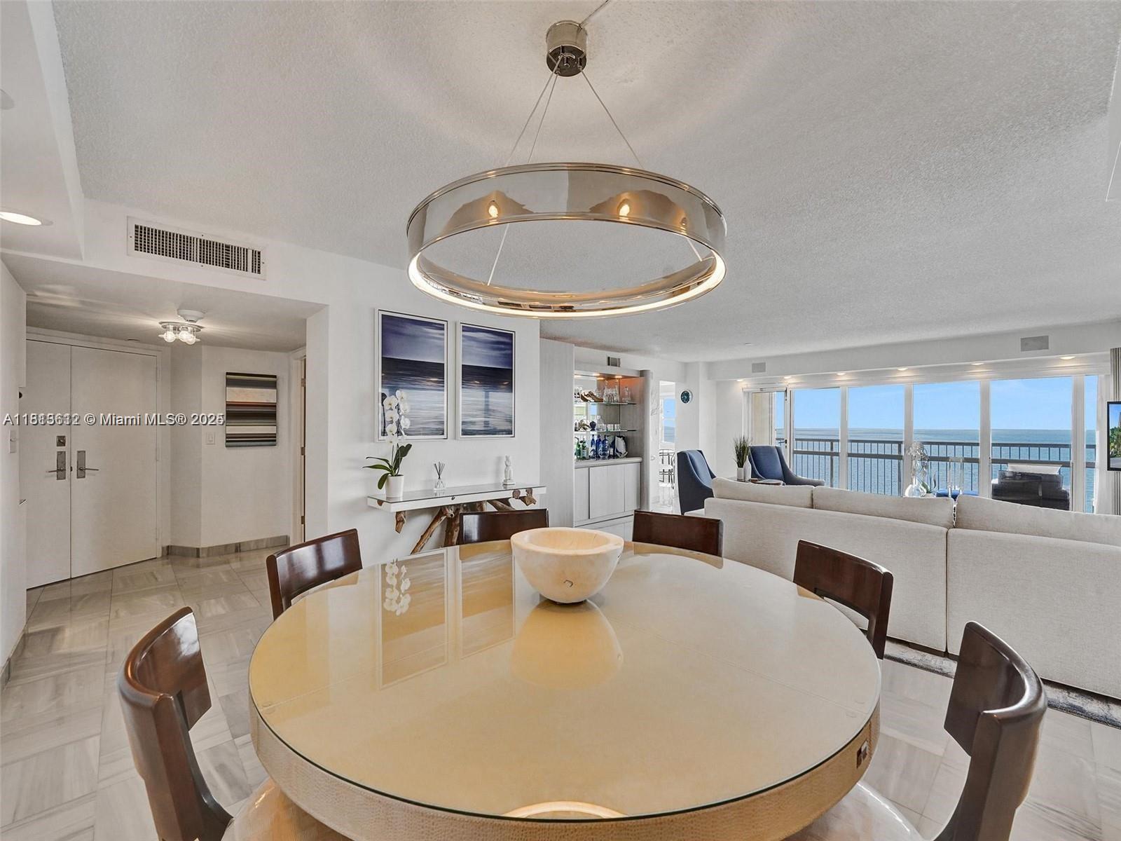 HAMPTON BEACH CLUB CONDO - Residential Lease