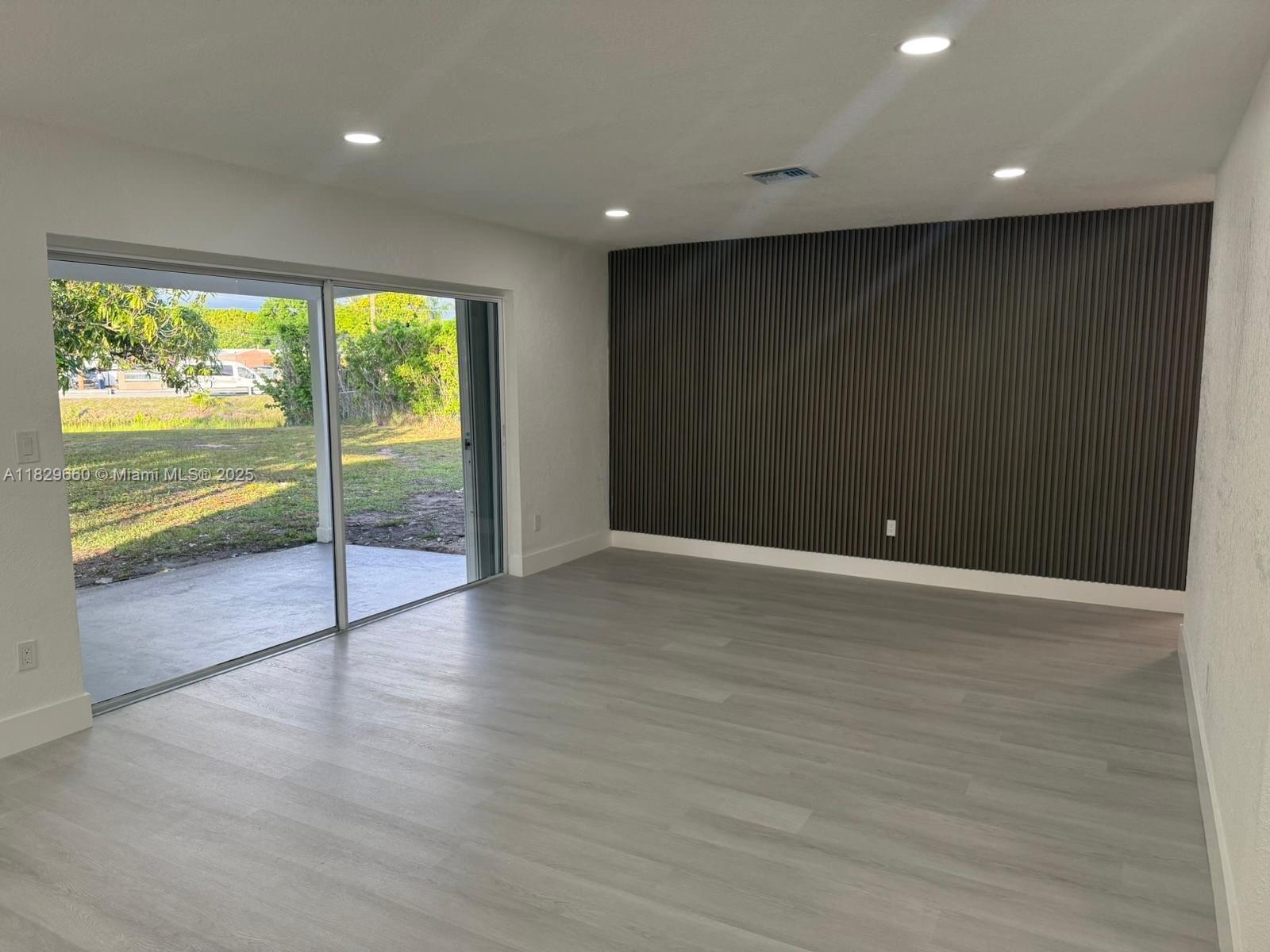 REALSITE GDNS SEC 2 - Residential