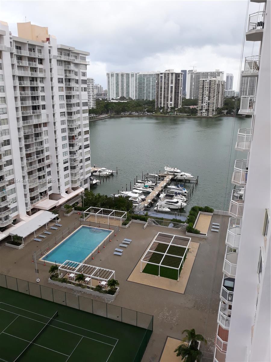 18031 Biscayne Blvd 1602
