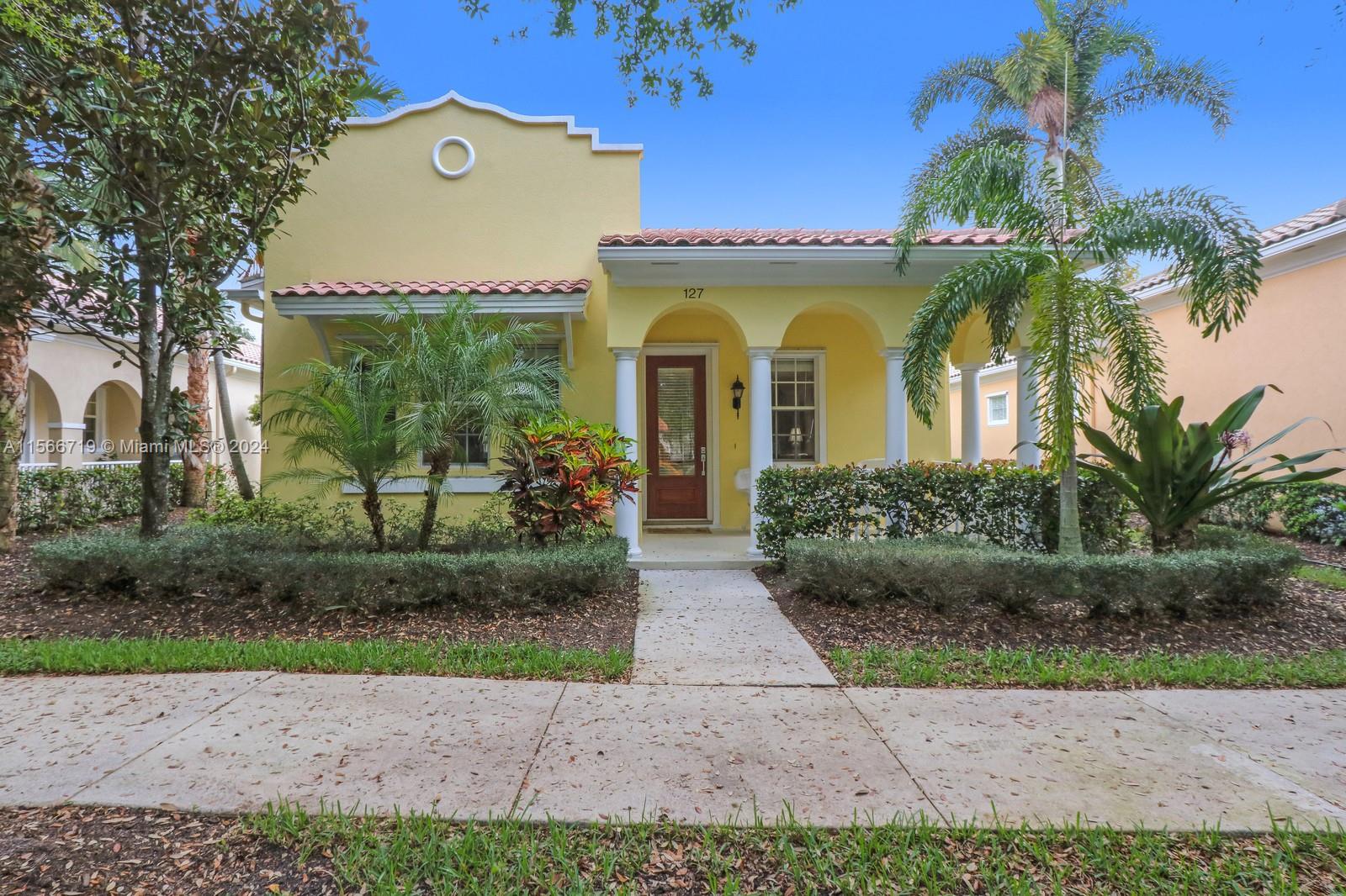 Rental Property at 127 Sardinia Cir, Jupiter, Palm Beach County, Florida - Bedrooms: 2 
Bathrooms: 2  - $4,000 MO.