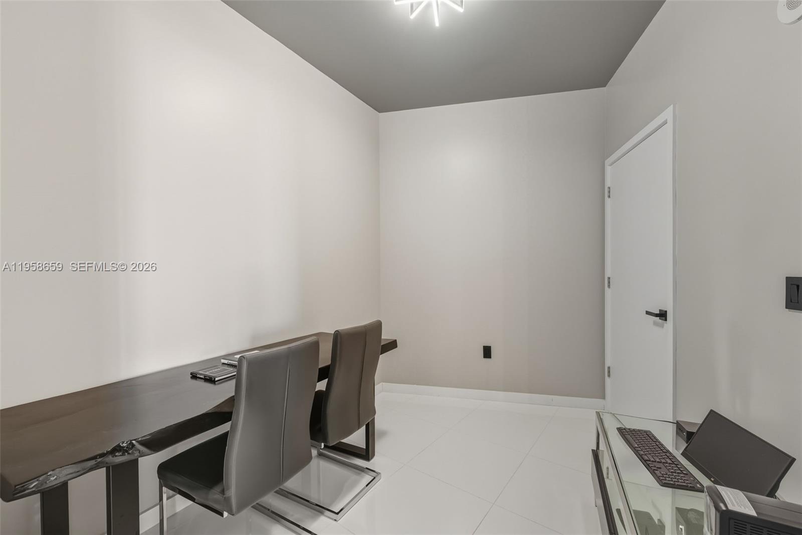 PARAMOUNT MIAMI WORLDCENT - Residential