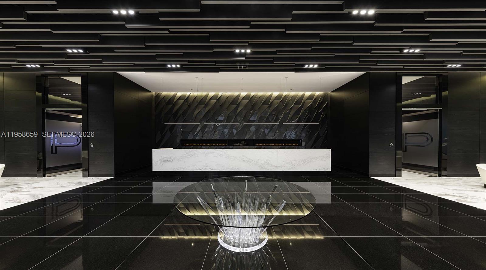 PARAMOUNT MIAMI WORLDCENT - Residential