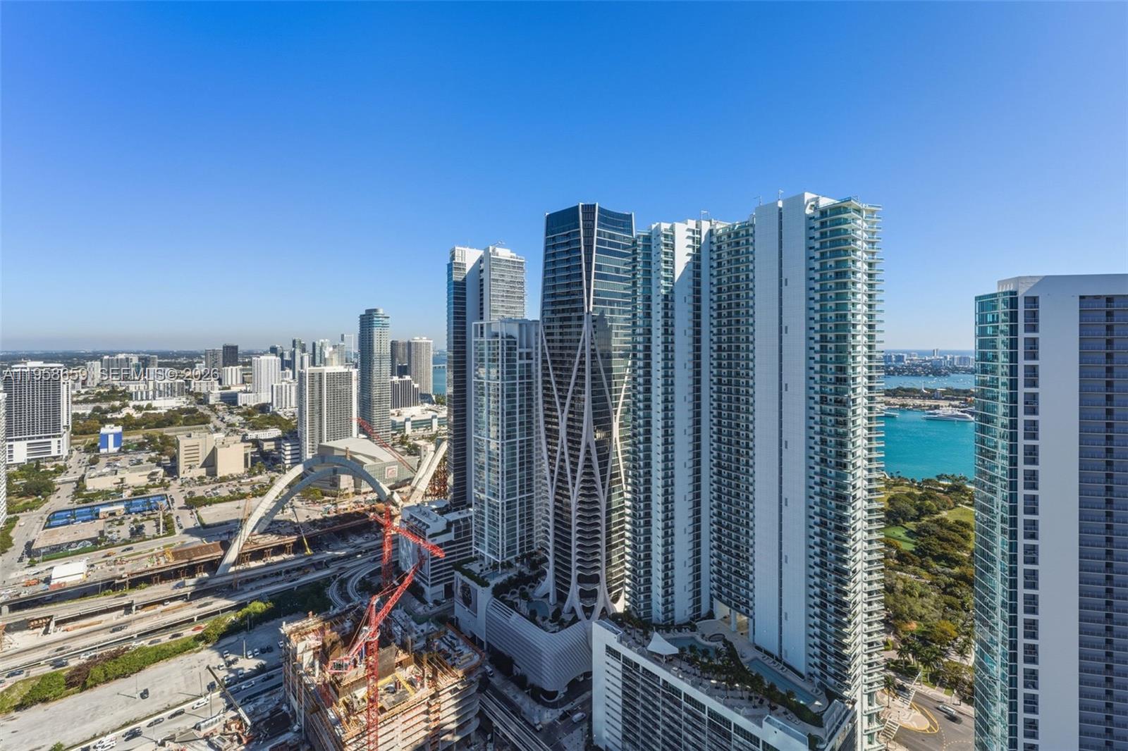 PARAMOUNT MIAMI WORLDCENT - Residential