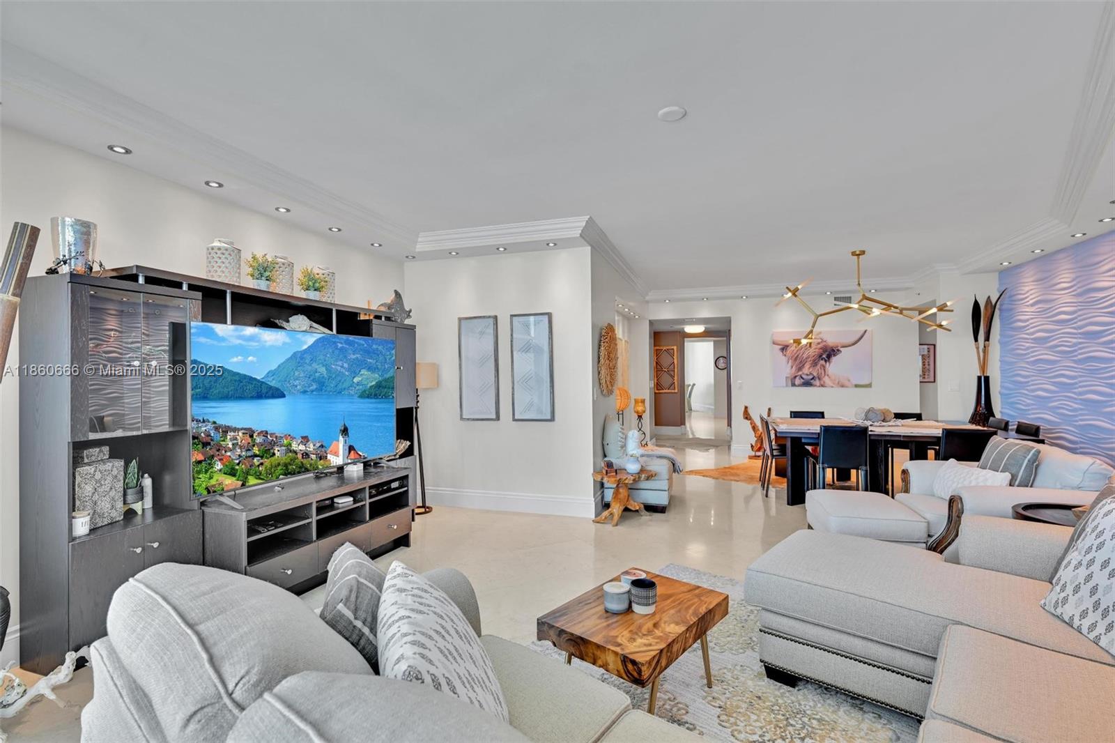 3101 S Ocean Dr 2807