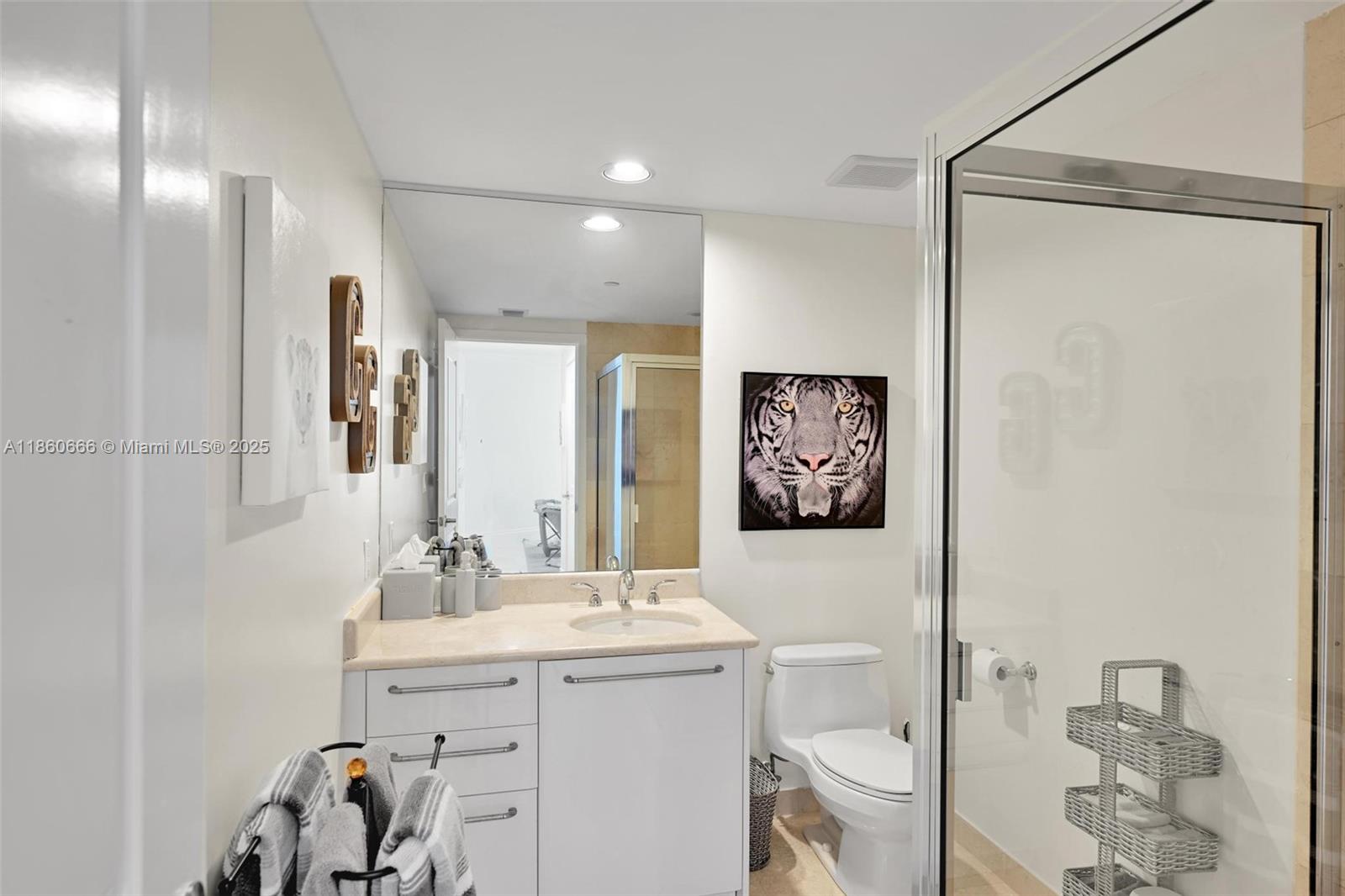 OCEAN PALMS CONDO - Residential Lease