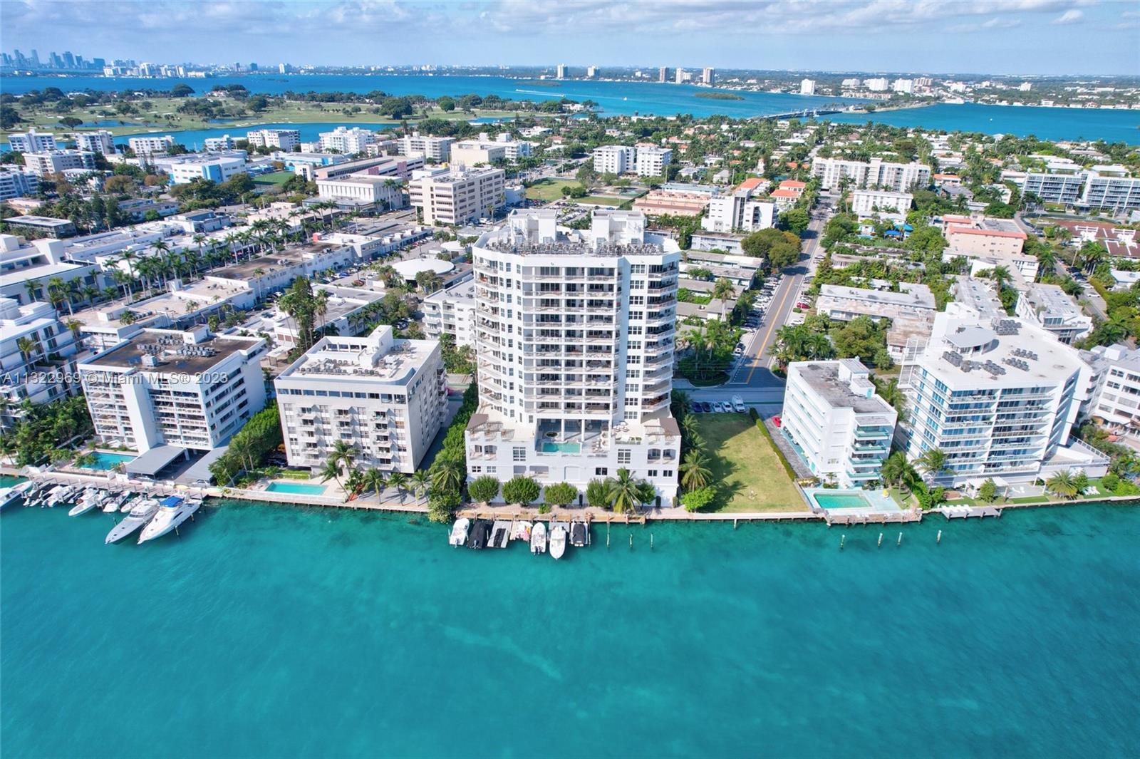 CARROLL WALK CONDO - Residential