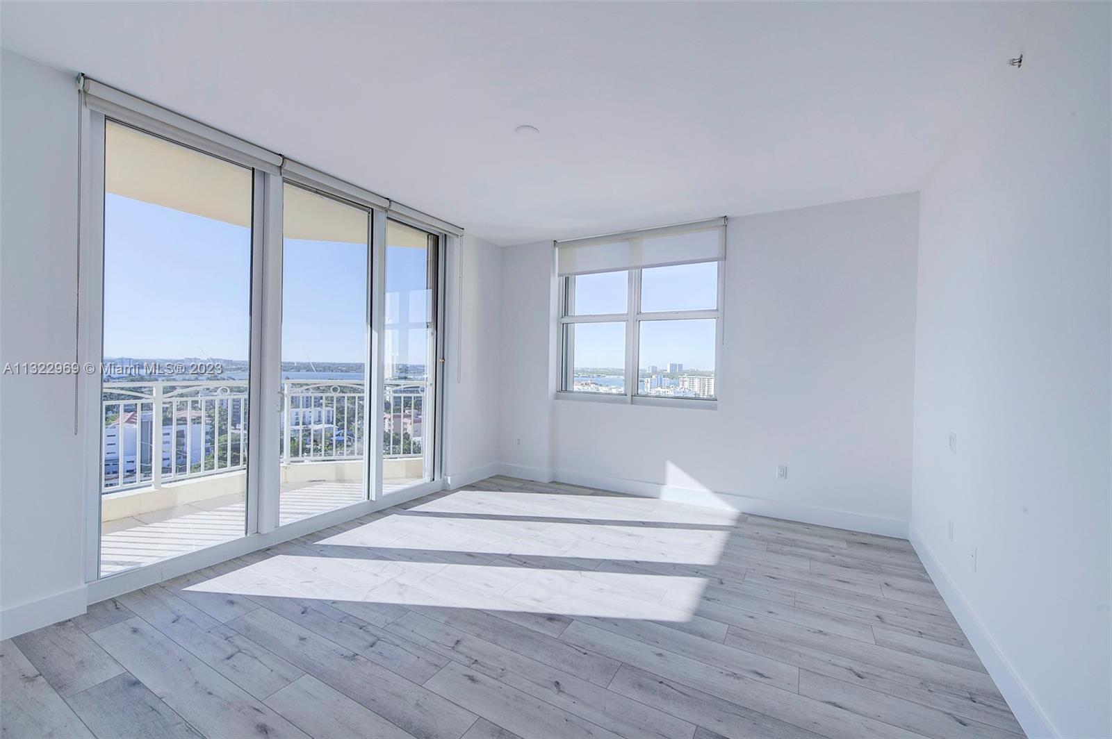 CARROLL WALK CONDO - Residential