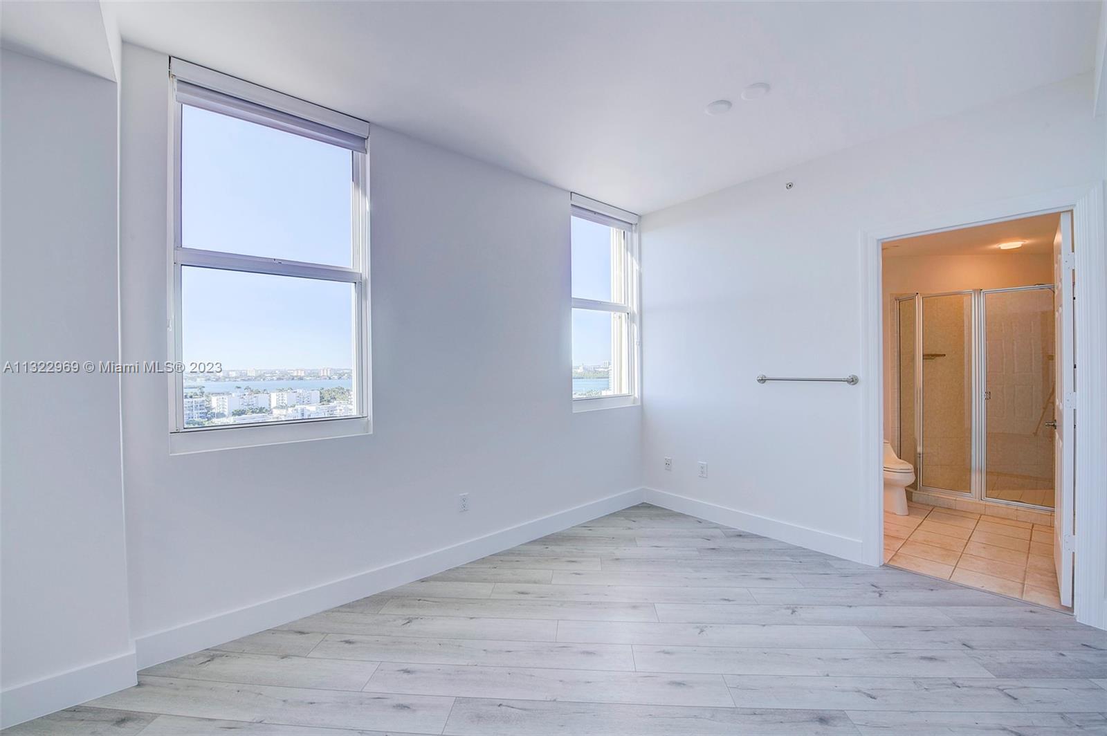 CARROLL WALK CONDO - Residential