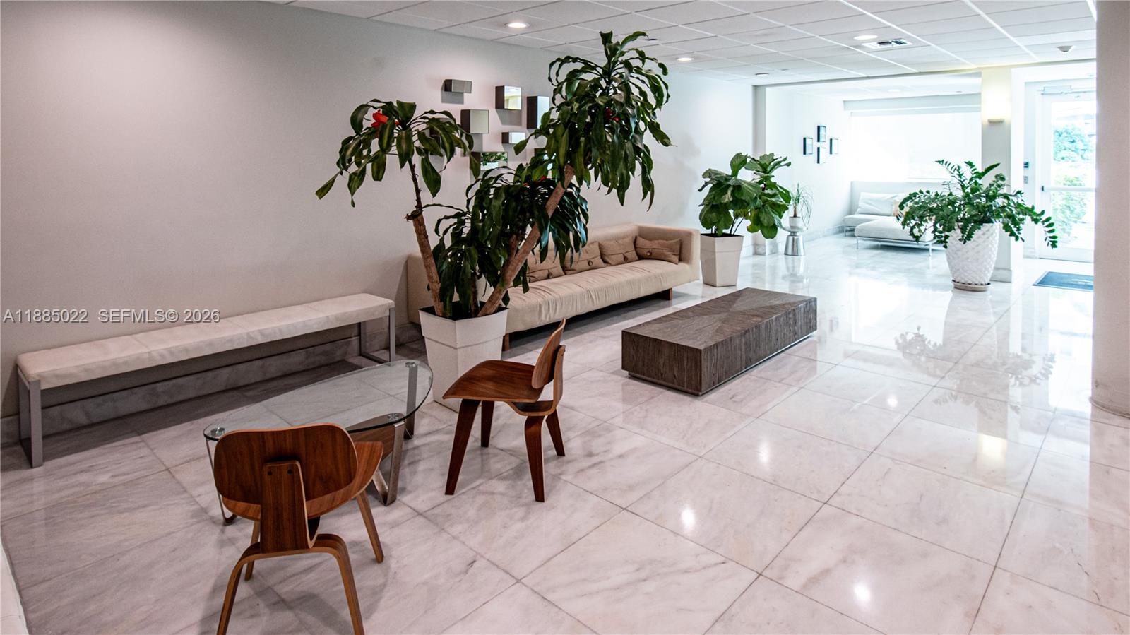 MIRADOR 1035 CONDO - Residential