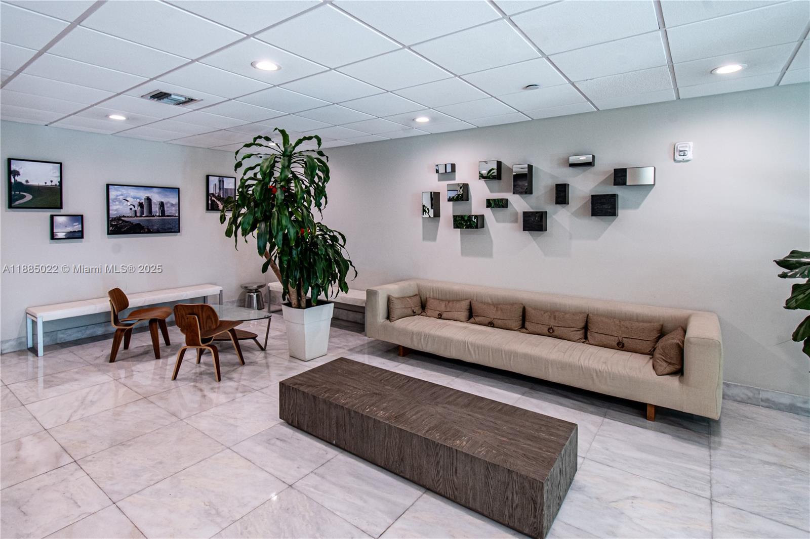 MIRADOR 1035 CONDO - Residential