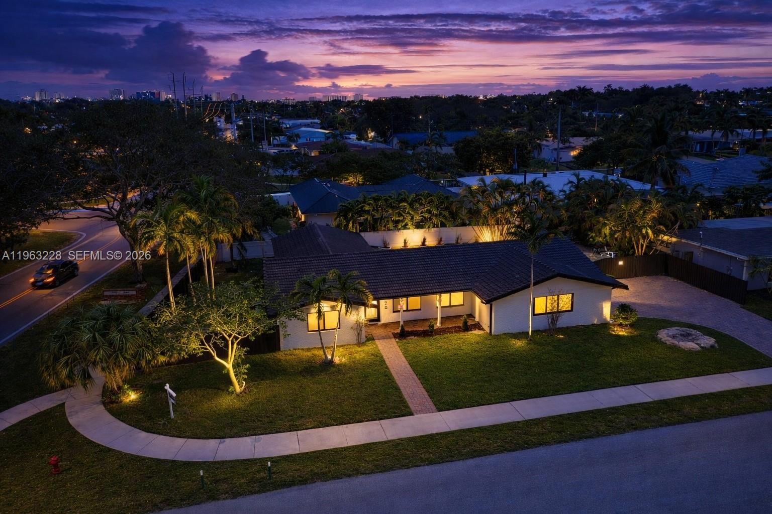 IMPERIAL POINT 3RD SEC - Residential