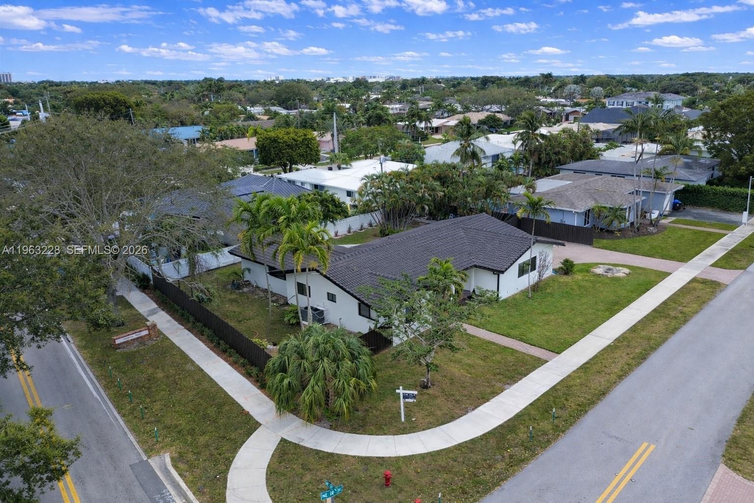 IMPERIAL POINT 3RD SEC - Residential