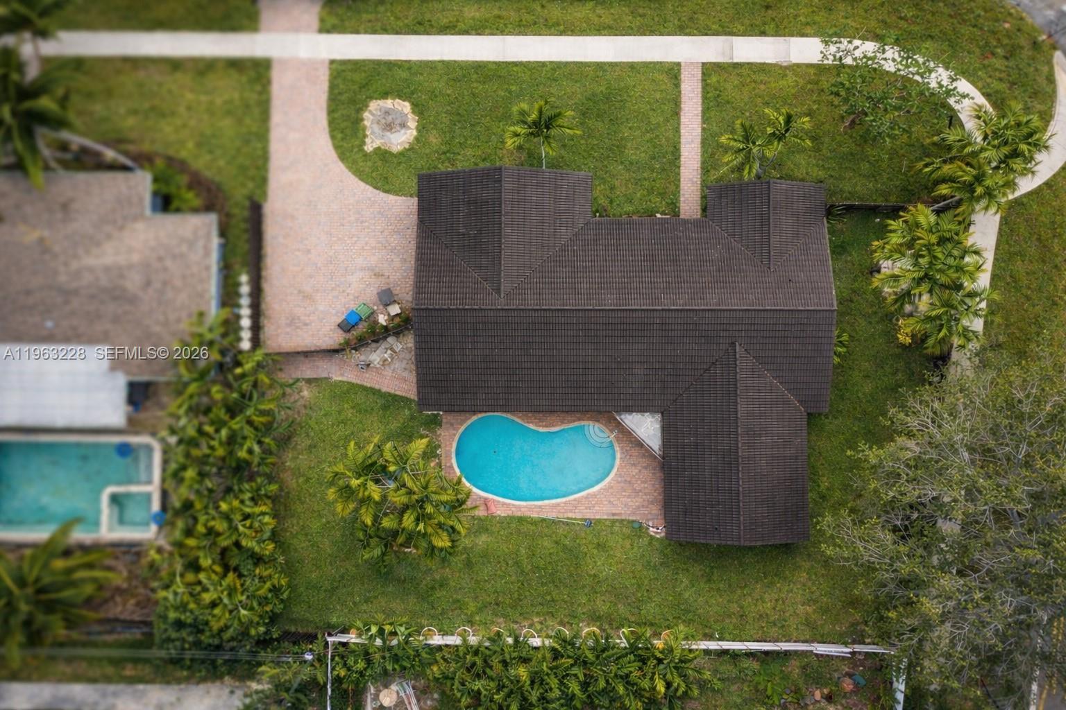 IMPERIAL POINT 3RD SEC - Residential