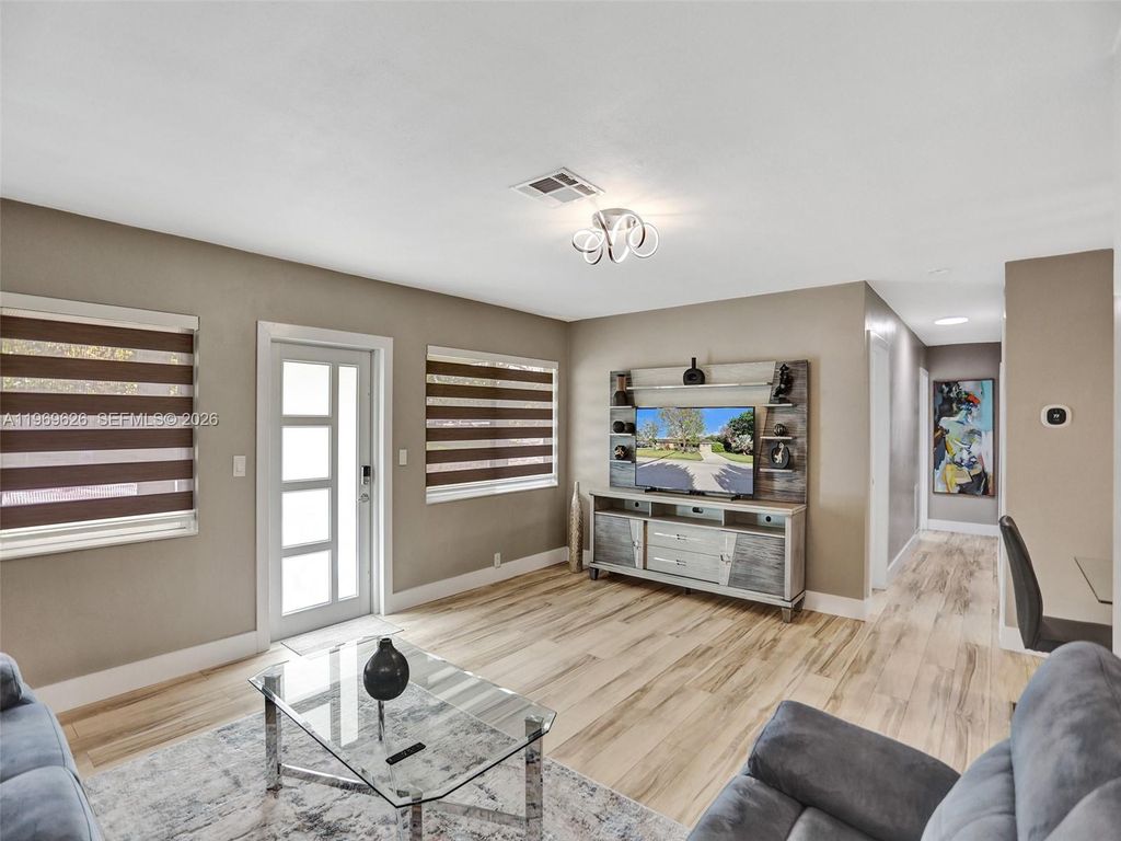 Photo of 491 SE 23rd Ave #491, Pompano Beach, FL 33062 (MLS # A11969626)