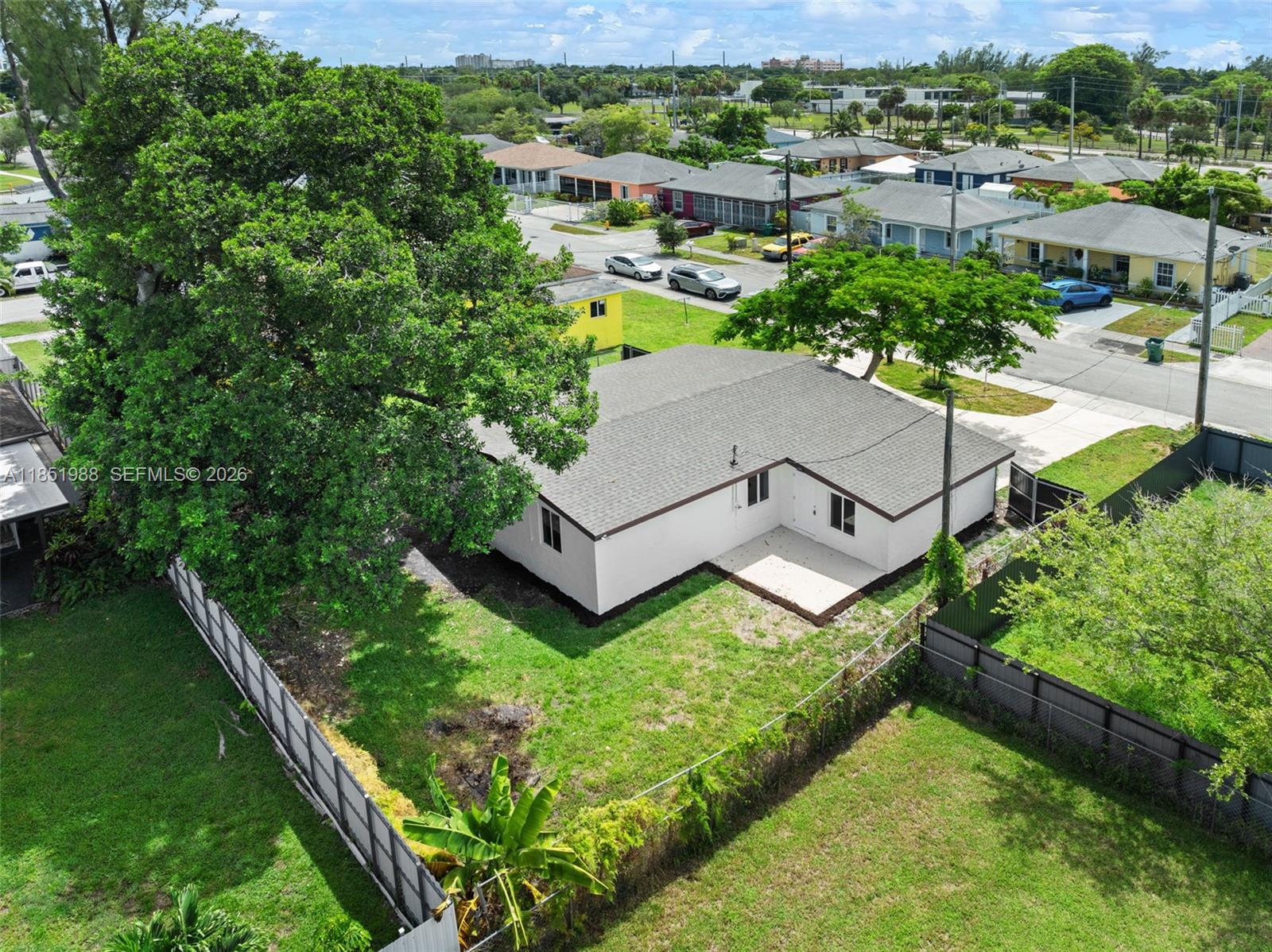 PARA VILLA HEIGHTS - Residential