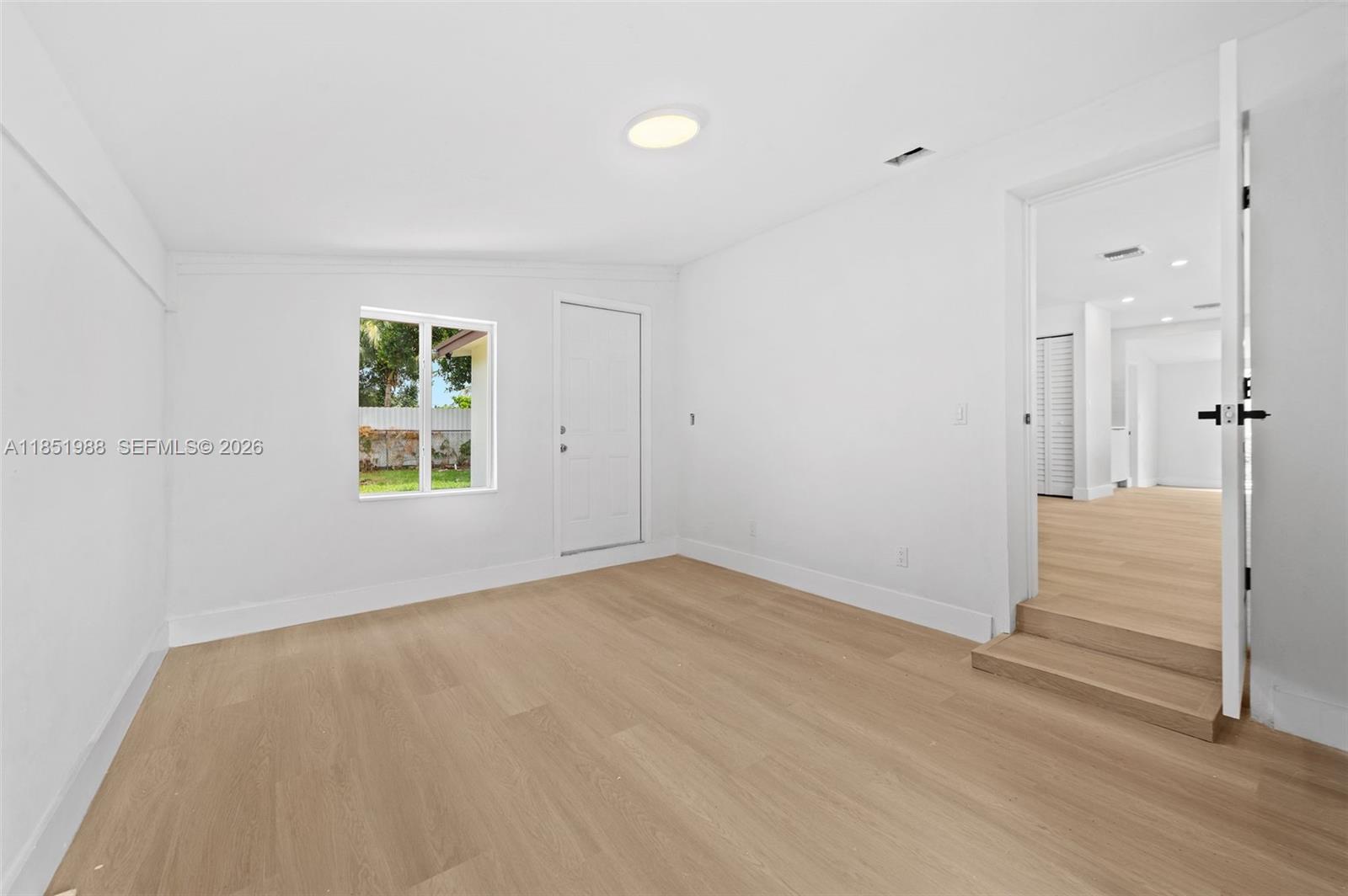 PARA VILLA HEIGHTS - Residential