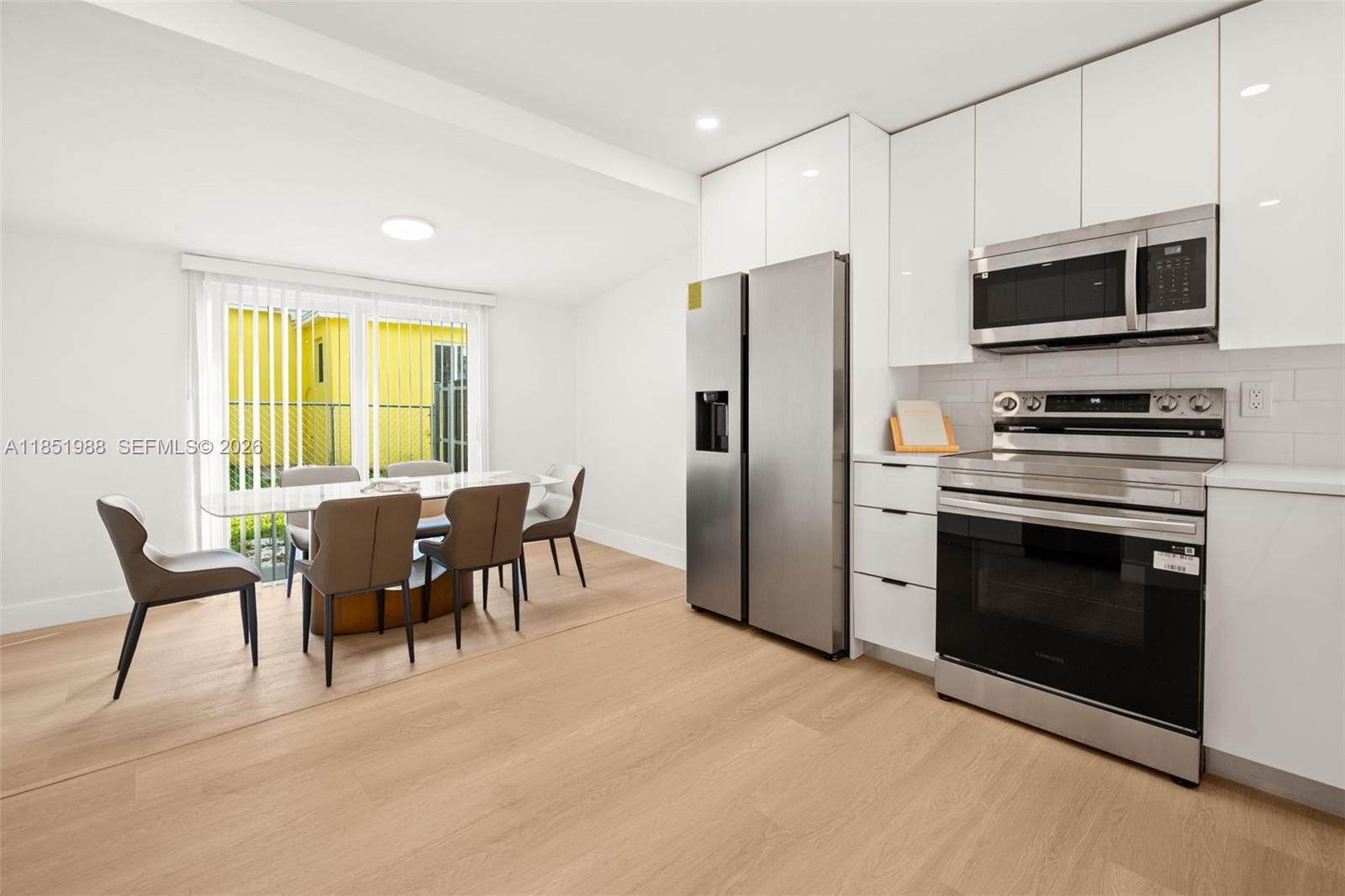 PARA VILLA HEIGHTS - Residential