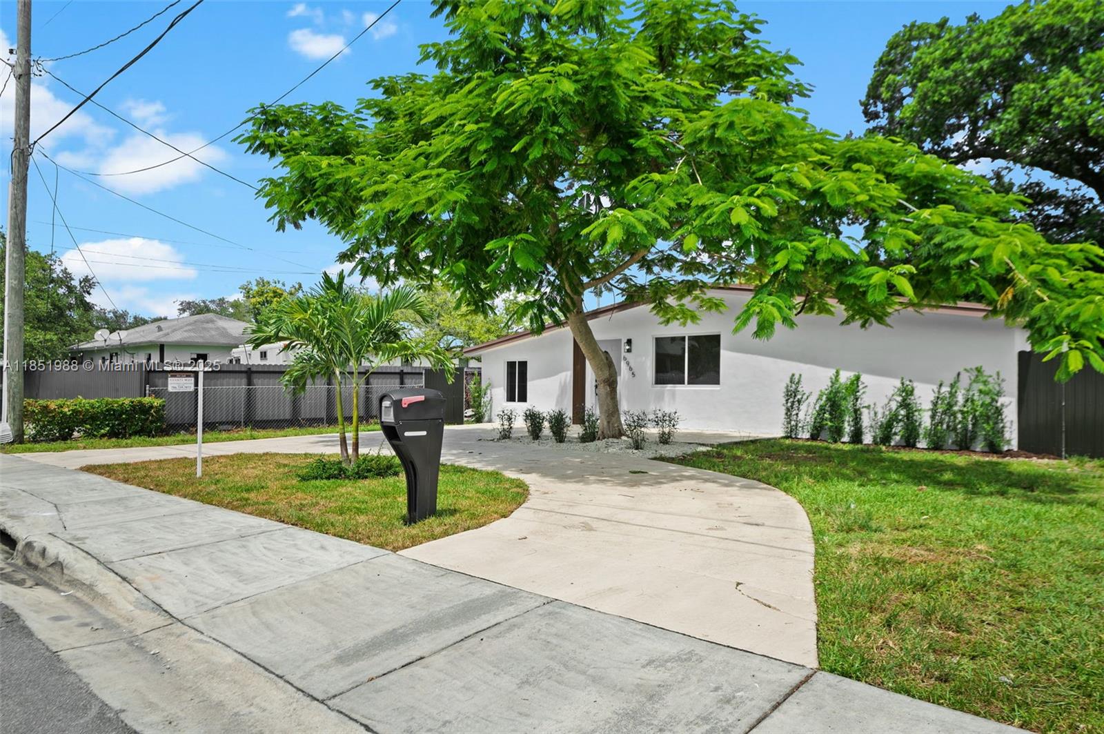 PARA VILLA HEIGHTS - Residential