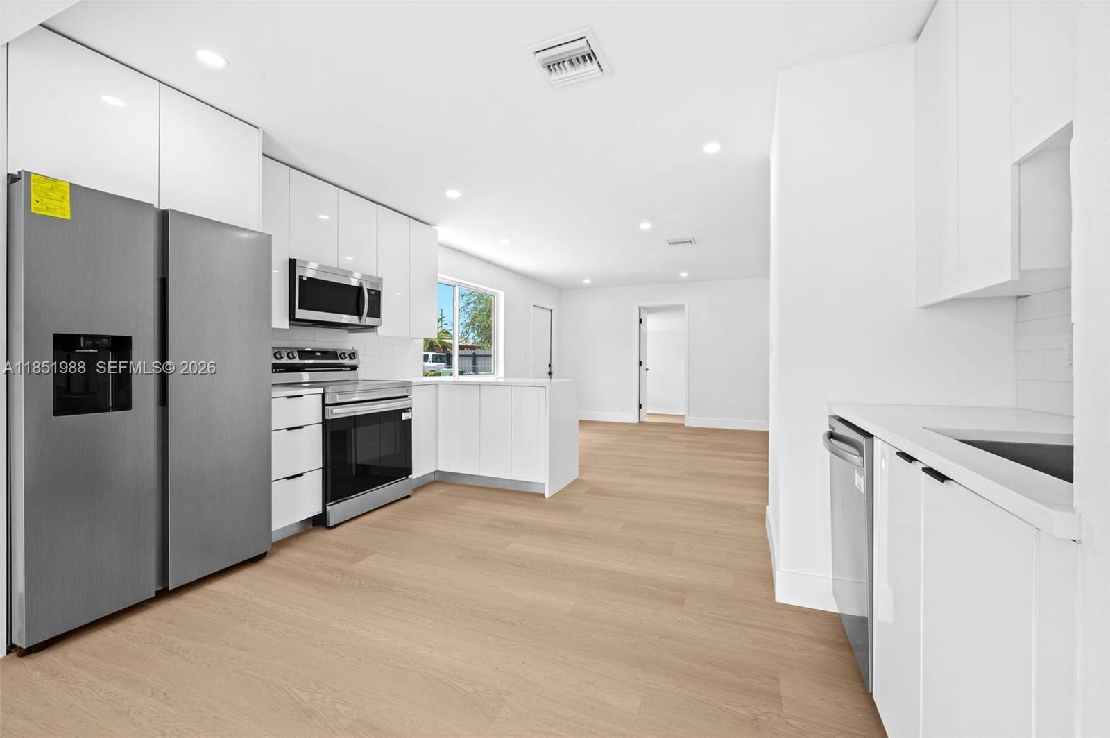 PARA VILLA HEIGHTS - Residential