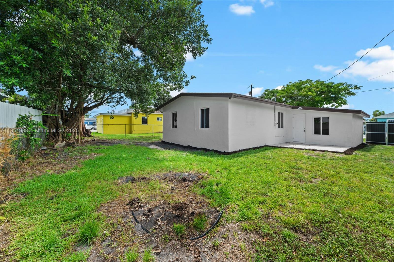 PARA VILLA HEIGHTS - Residential