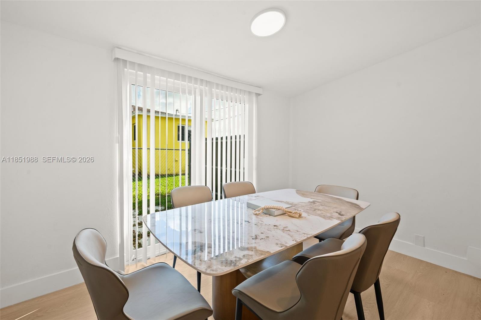 PARA VILLA HEIGHTS - Residential