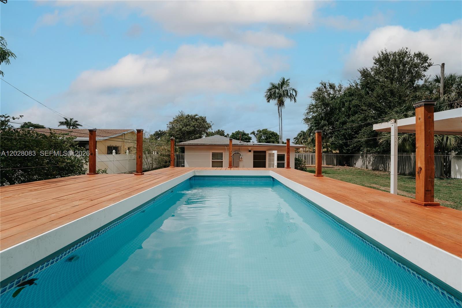1430 SW 32nd Ct