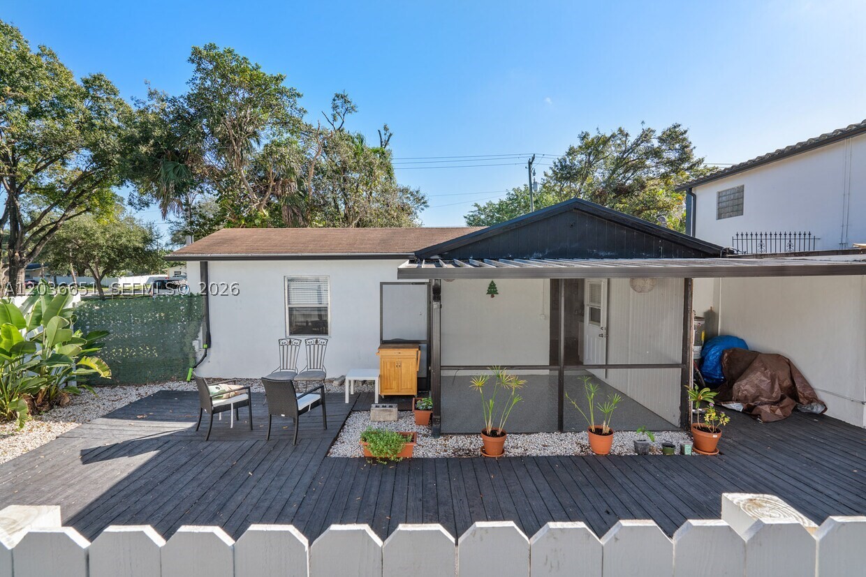3315 SW 15th Ave 1-9