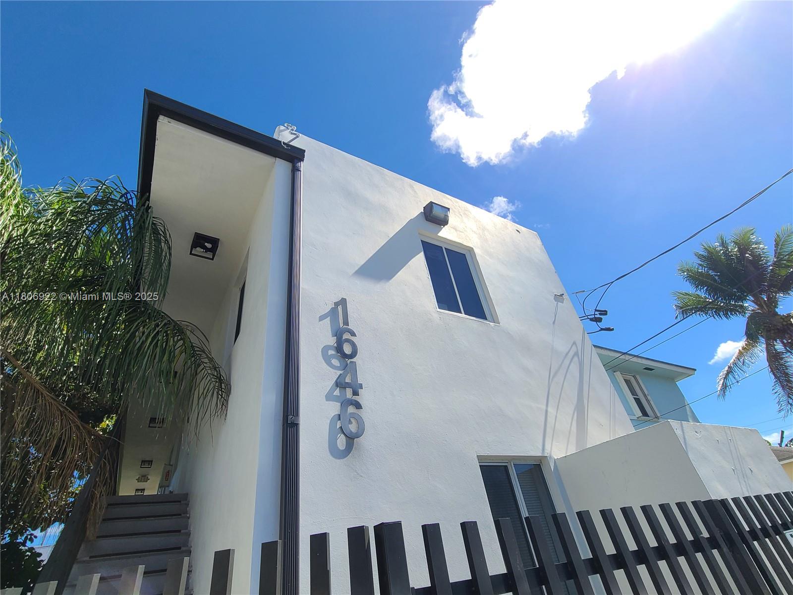Rental Property at 1646 Nw 1st Pl 2, Miami, Broward County, Florida - Bedrooms: 1 
Bathrooms: 1  - $1,620 MO.