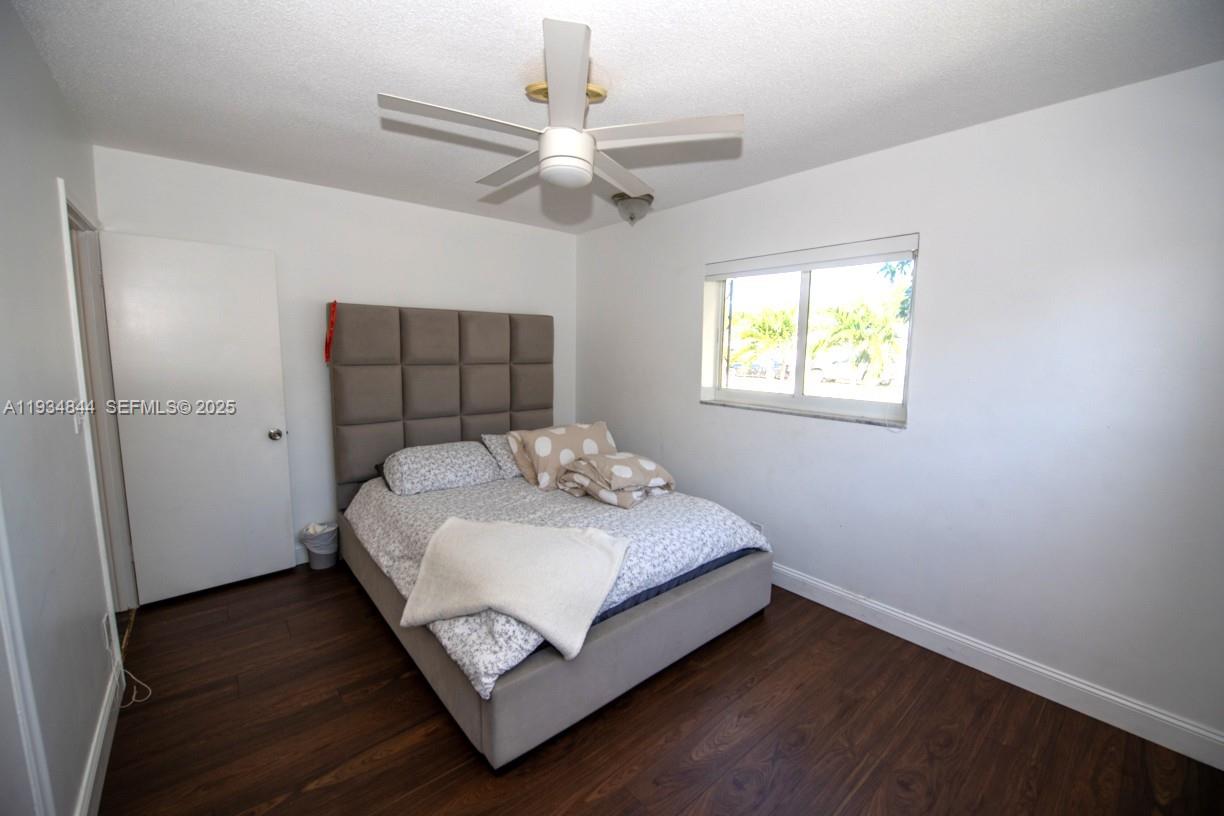 HOLLYWOOD HILLS AMEN PLAT - Residential