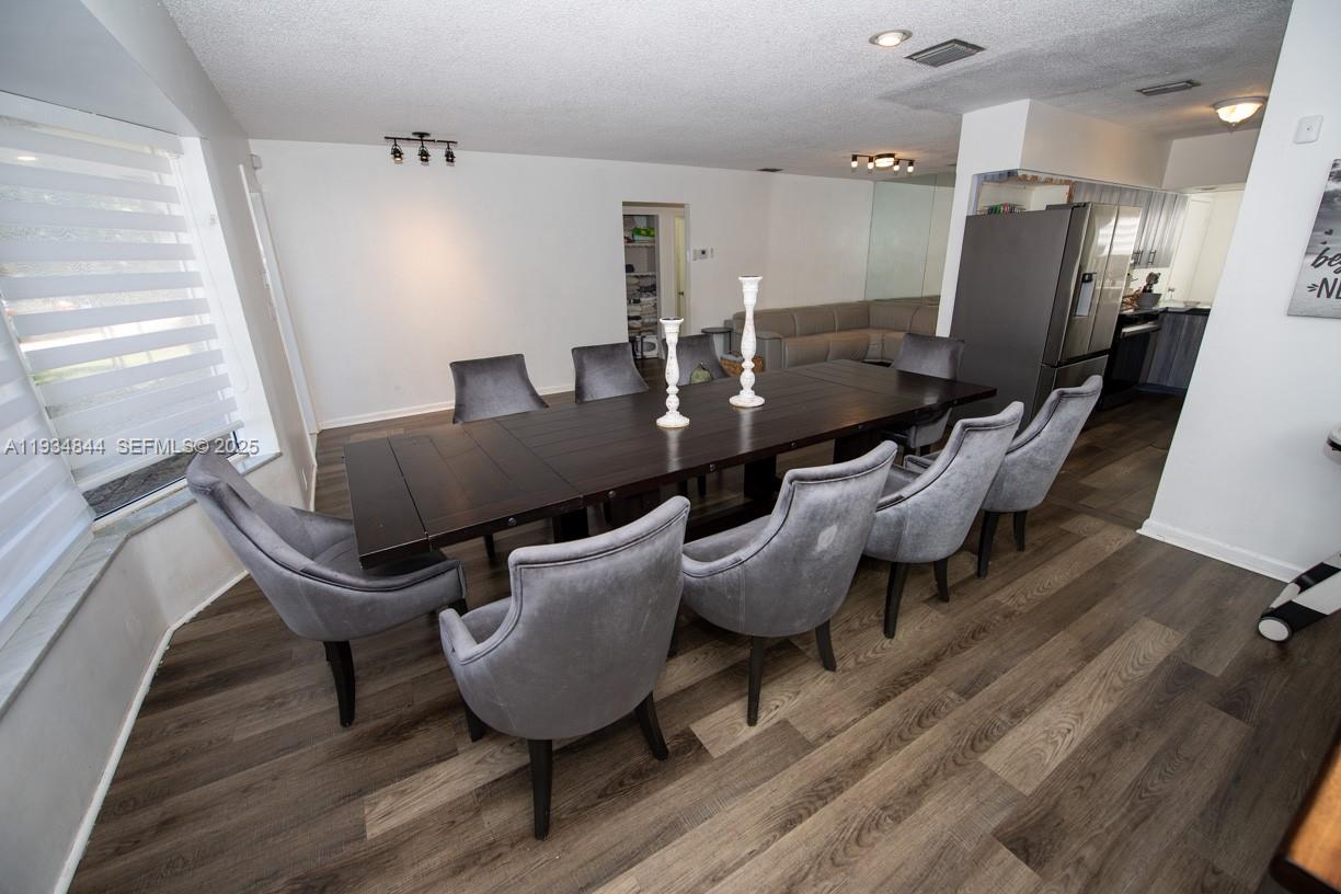 HOLLYWOOD HILLS AMEN PLAT - Residential