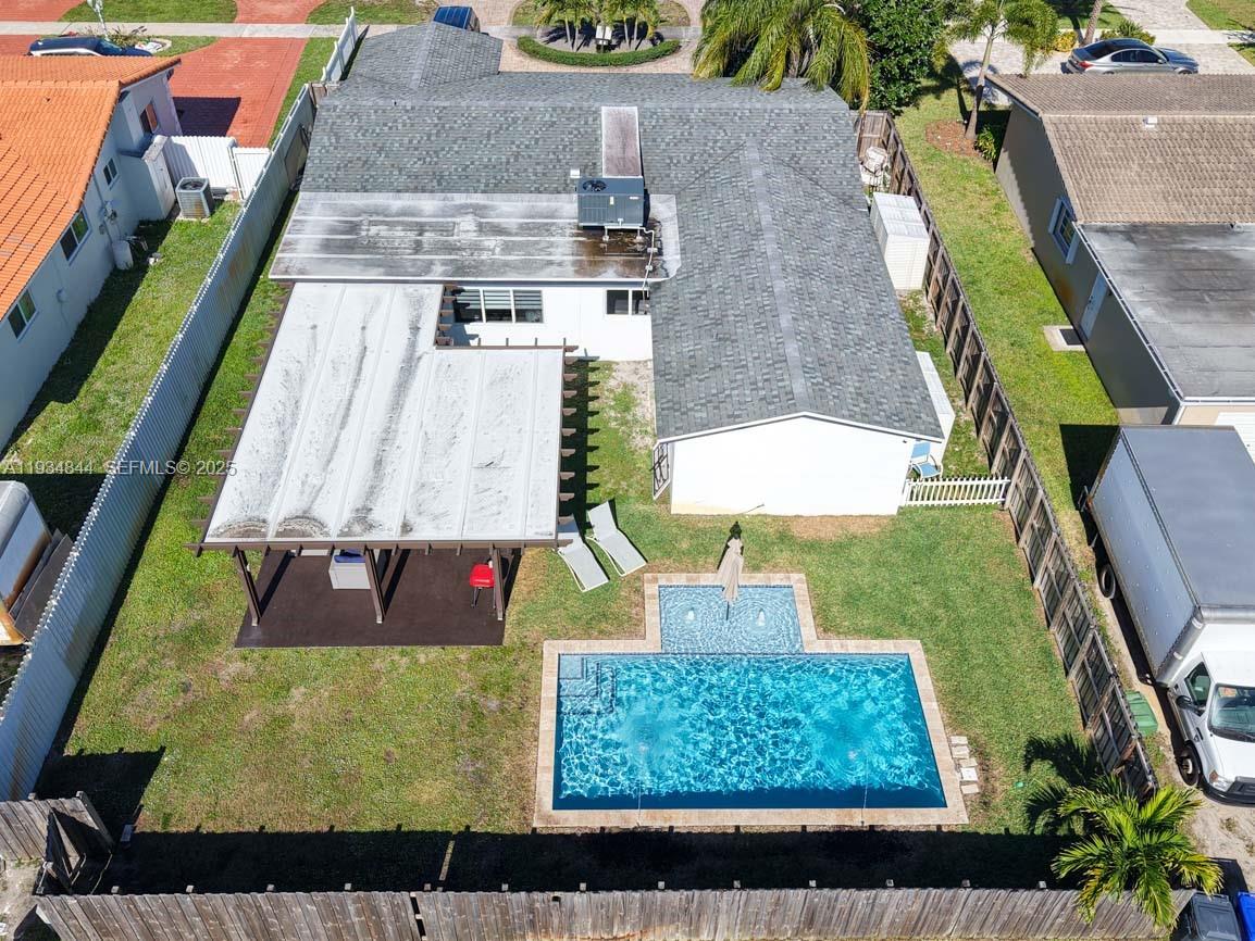 HOLLYWOOD HILLS AMEN PLAT - Residential