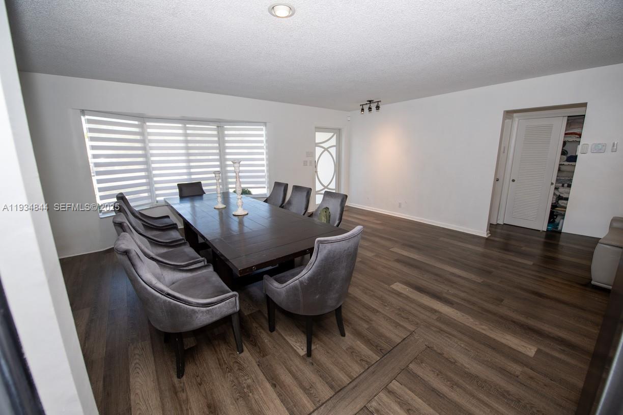 HOLLYWOOD HILLS AMEN PLAT - Residential