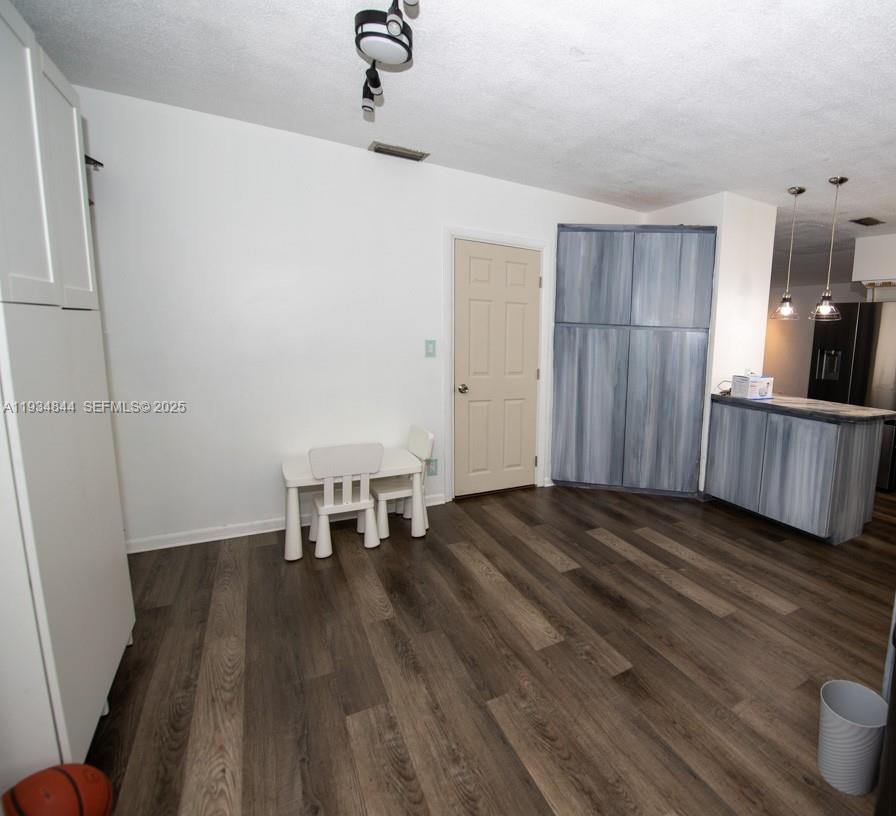 HOLLYWOOD HILLS AMEN PLAT - Residential