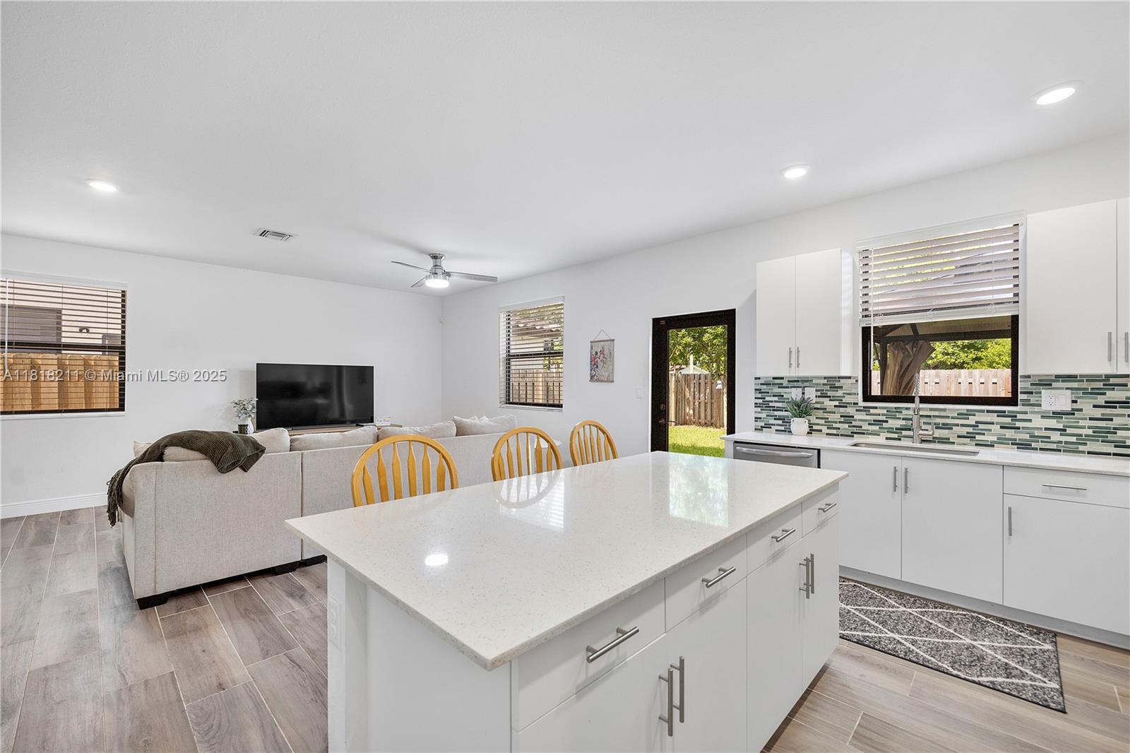 ESTATES AT SILVER PALM - Residential